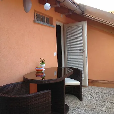 Manu Apartmán